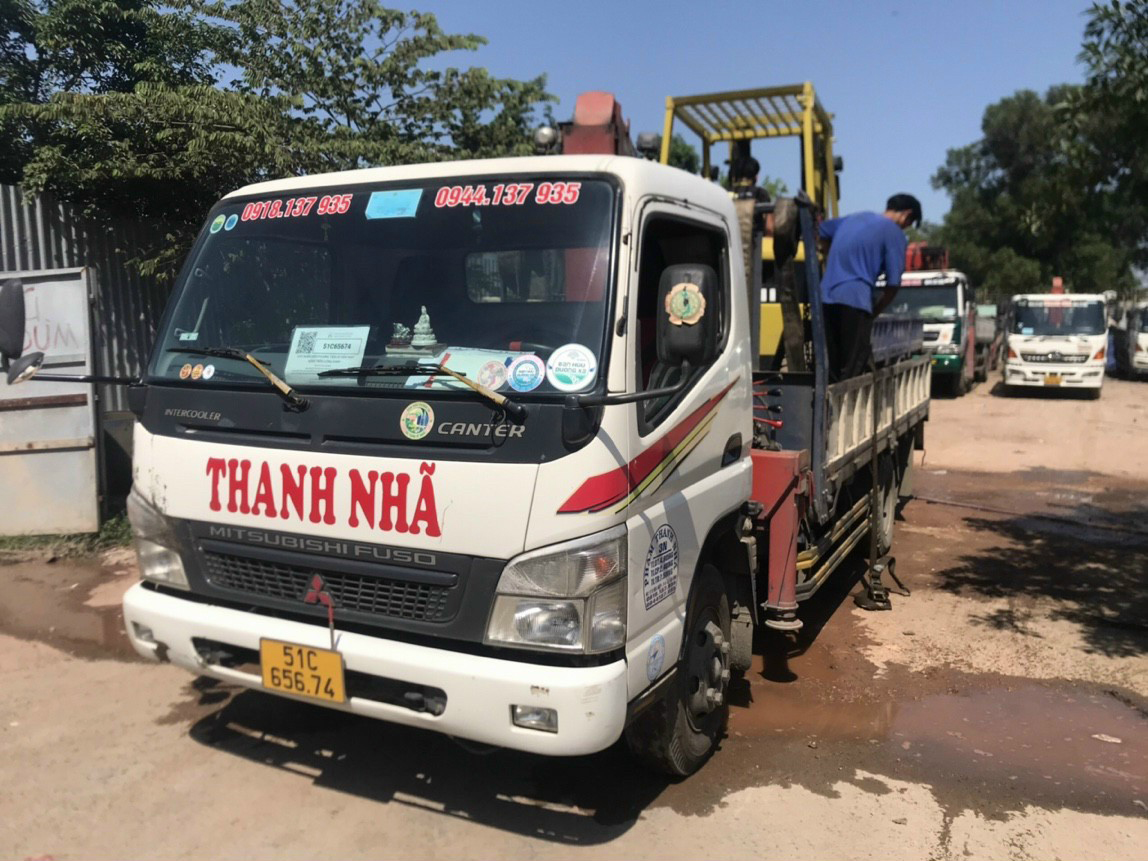 Công ty TNHH Dịch vụ nâng cẩu THANH NHÃ