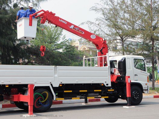 Cho thuê xe nâng người giá rẻ ở Thành phố Hồ Chí Minh