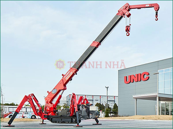 UNIC – Thương Hiệu Nổi Tiếng Thế Giới Về Cần Cẩu Gắn Trên Xe tải 2