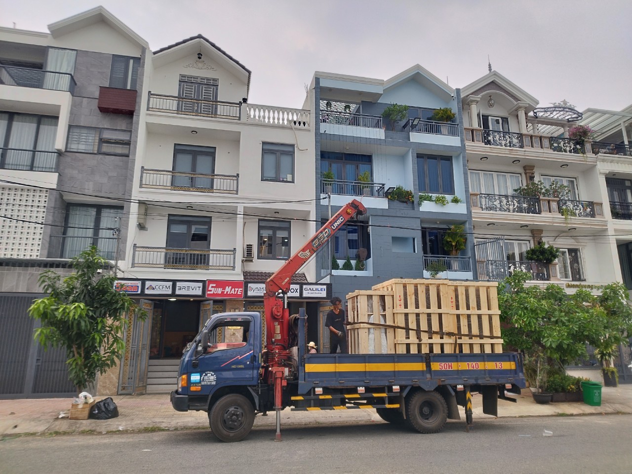 Dịch vụ nâng nâng năm 2024 ở Tp. HCM