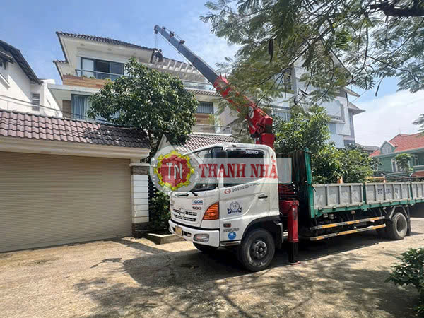 Xe cẩu của đơn vị Thanh Nhã