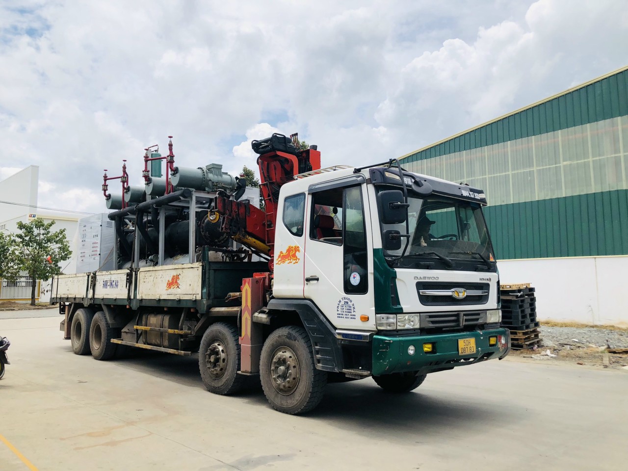 Dịch vụ cho thuê xe cẩu trên 15 tấn